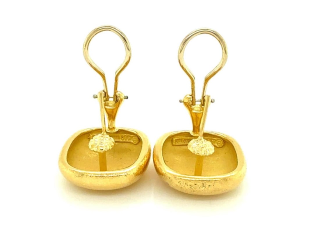 Tiffany & Co. 18K Yellow Gold Cushion Dome Stud Earrings - 8