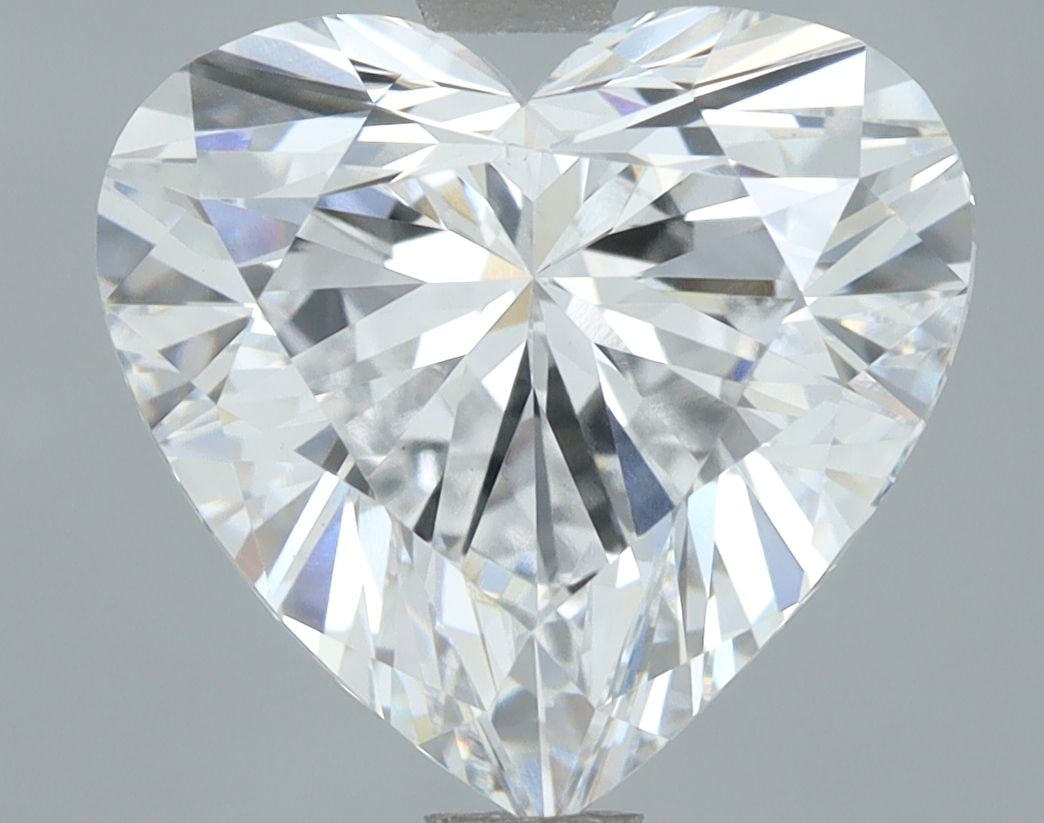 Loose Diamond - HEART 2.5ct D VVS2: Loose Diamond - HEART 2.5ct D VVS2 Source: This is a real non-mined Diamond that has been grown in a lab Shape: HEART Carats: 2.5 Color: D Clarity: VVS2 Certification: IGI Video: