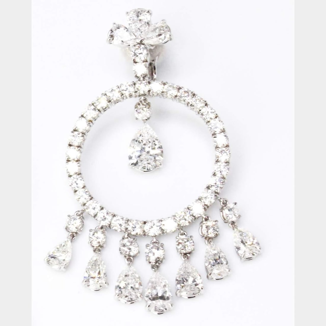 Elegant Platinum Diamond Chandelier Earrings 36 Ct E-F VS1-SI1 - 2