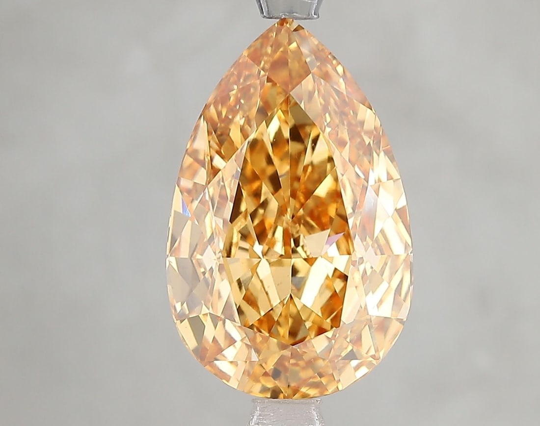 Loose Diamond - PEAR 5.08ct Fancy Vivid Yellow VVS2: Loose Diamond - PEAR 5.08ct Fancy Vivid Yellow VVS2 Source: This is a real non-mined Diamond that has been grown in a lab Shape: PEAR Carats: 5.08 Color: Fancy Vivid Yellow Certification: IGI Video: