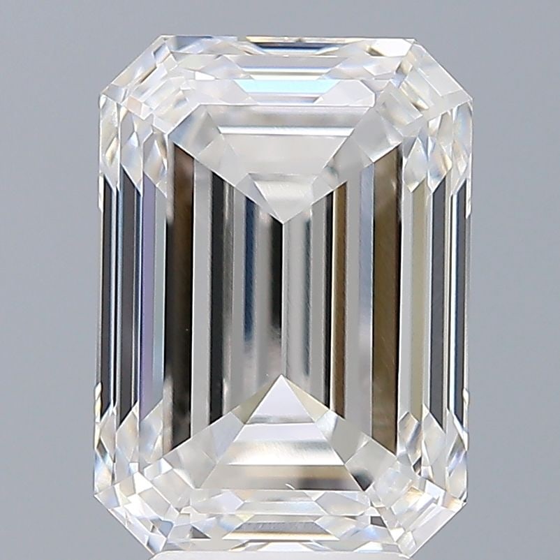 Loose Diamond - EMERALD 5.05ct E VS1: Loose Diamond - EMERALD 5.05ct E VS1 Source: This is a real non-mined Diamond that has been grown in a lab Shape: EMERALD Carats: 5.05 Color: E Clarity: VS1 Certification: IGI Video: