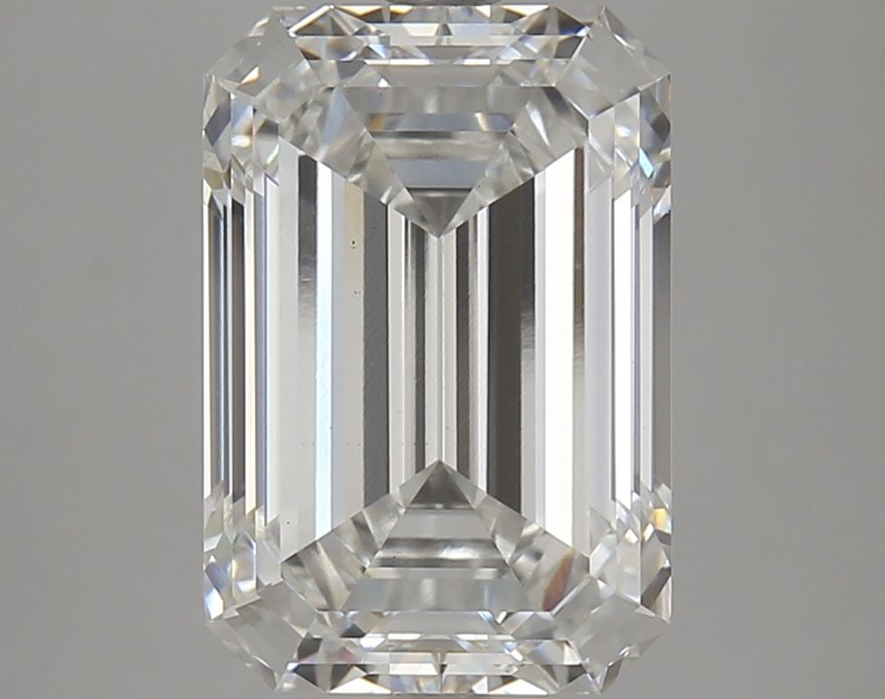 Loose Diamond - EMERALD 5.91ct F VS1: Loose Diamond - EMERALD 5.91ct F VS1 Source: This is a real non-mined Diamond that has been grown in a lab Shape: EMERALD Carats: 5.91 Color: F Clarity: VS1 Certification: IGI Video: Video Link The