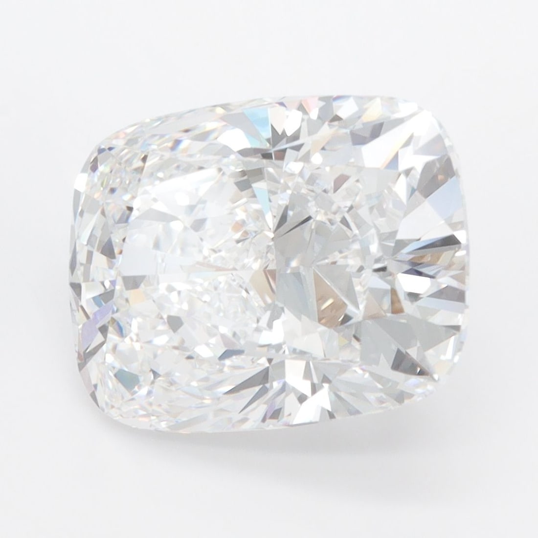 Loose Diamond - CUSHION MODIFIED 5.57ct D VVS1: Loose Diamond - CUSHION MODIFIED 5.57ct D VVS1 Source: This is a real non-mined Diamond that has been grown in a lab Shape: CUSHION MODIFIED Carats: 5.57 Color: D Clarity: VVS1 Certification: IGI The 