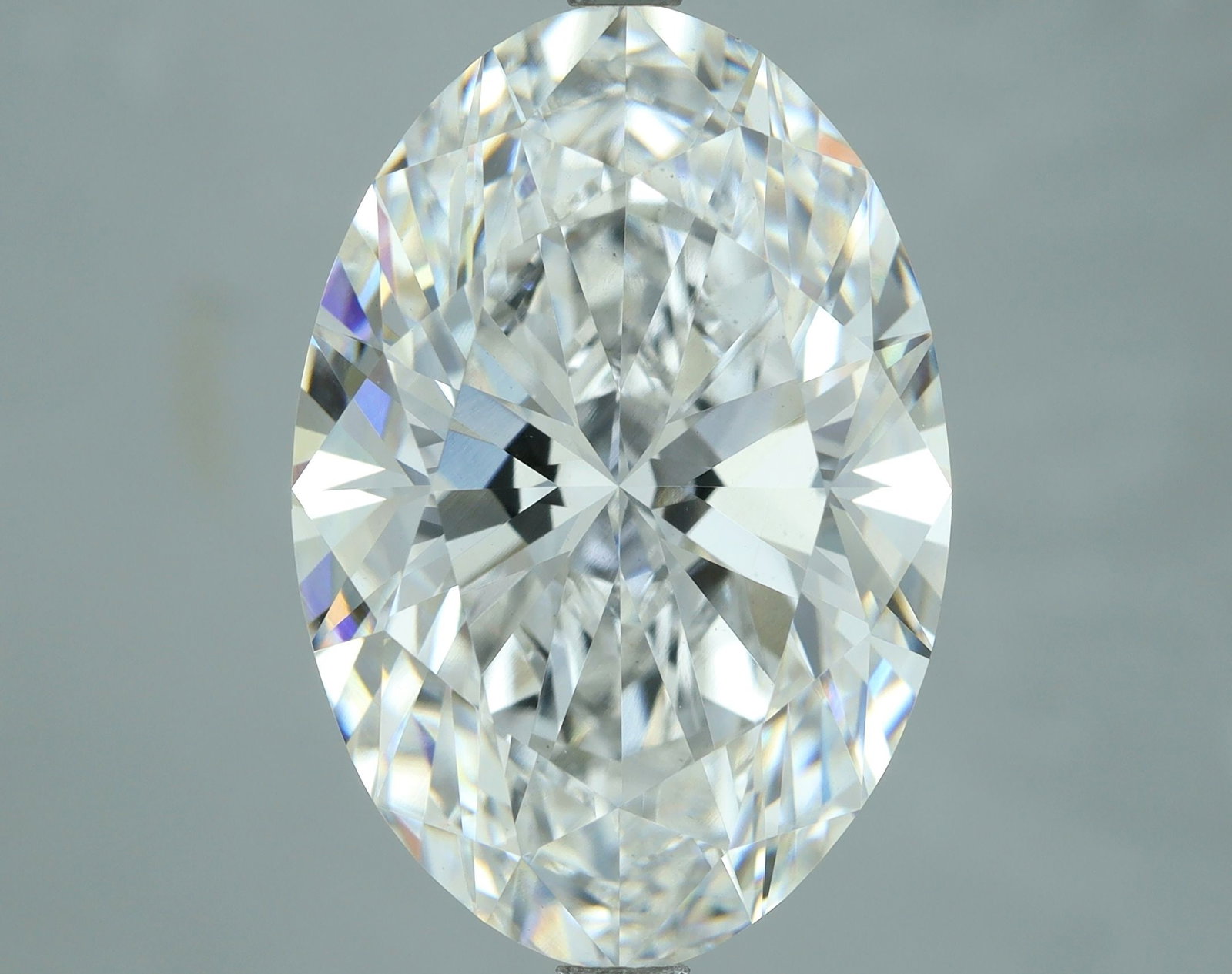 Loose Diamond - OVAL 8.09ct E VS1: Loose Diamond - OVAL 8.09ct E VS1 Source: This is a real non-mined Diamond that has been grown in a lab Shape: OVAL Carats: 8.09 Color: E Clarity: VS1 Certification: IGI Video: