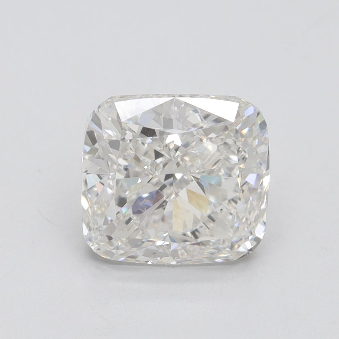 Loose Diamond - CUSHION BRILLIANT 3.02ct H VS2: Loose Diamond - CUSHION BRILLIANT 3.02ct H VS2 Source: This is a real non-mined Diamond that has been grown in a lab Shape: CUSHION BRILLIANT Carats: 3.02 Color: H Clarity: VS2 Certification: IGI Vide