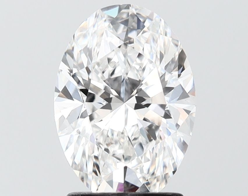 Loose Diamond - OVAL 2.16ct E VS1: Loose Diamond - OVAL 2.16ct E VS1 Source: This is a real non-mined Diamond that has been grown in a lab Shape: OVAL Carats: 2.16 Color: E Clarity: VS1 Certification: IGI Video: