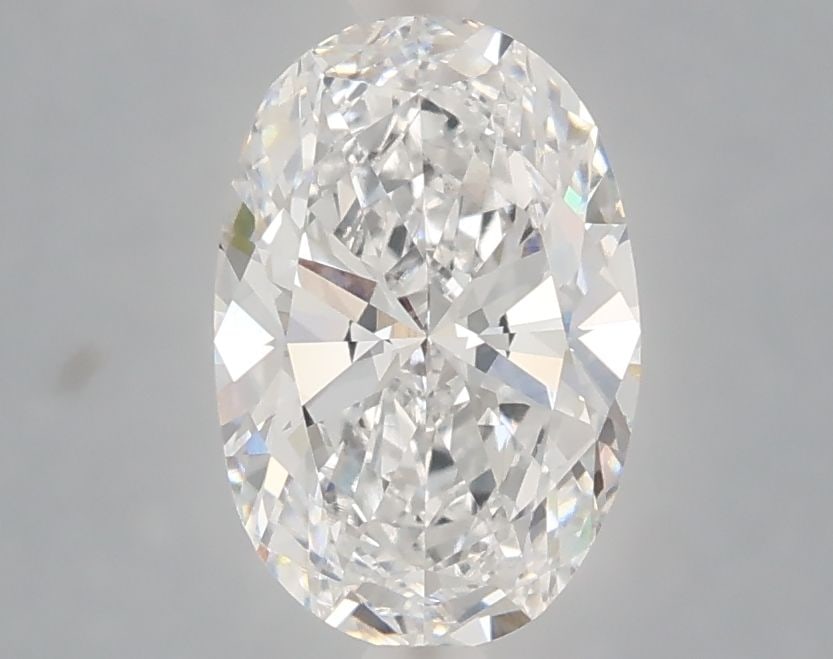 Loose Diamond - OVAL 1.58ct E VS1: Loose Diamond - OVAL 1.58ct E VS1 Source: This is a real non-mined Diamond that has been grown in a lab Shape: OVAL Carats: 1.58 Color: E Clarity: VS1 Certification: NONE Video: