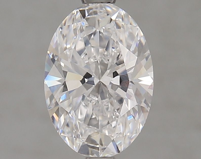 Loose Diamond - OVAL 2.01ct D VVS2: Loose Diamond - OVAL 2.01ct D VVS2 Source: This is a real non-mined Diamond that has been grown in a lab Shape: OVAL Carats: 2.01 Color: D Clarity: VVS2 Certification: GIA Video:
