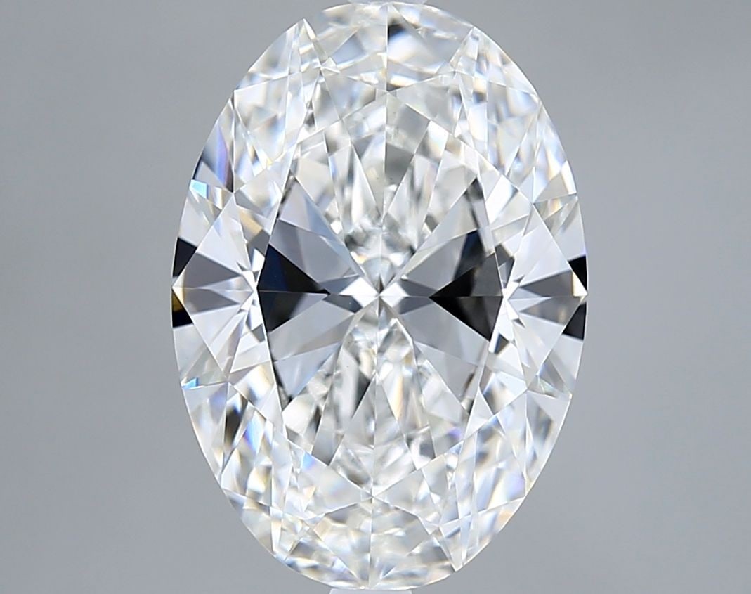 Loose Diamond - OVAL 5.06ct E VVS2: Loose Diamond - OVAL 5.06ct E VVS2 Source: This is a real non-mined Diamond that has been grown in a lab Shape: OVAL Carats: 5.06 Color: E Clarity: VVS2 Certification: IGI Video: