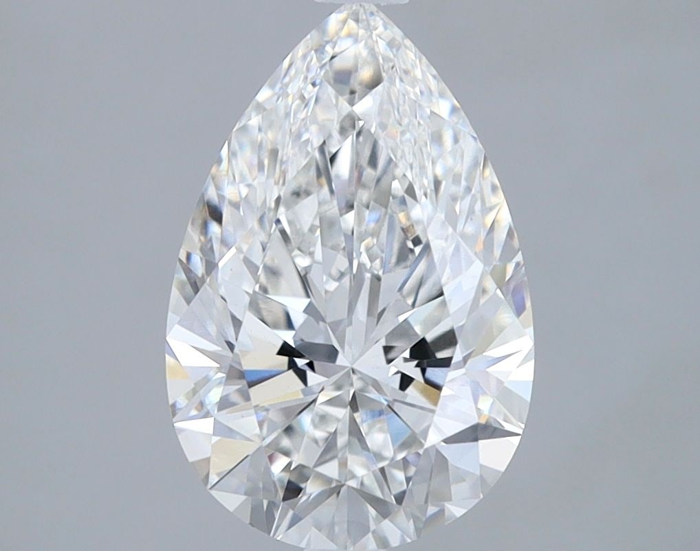 Loose Diamond - PEAR 2.28ct F VS1: Loose Diamond - PEAR 2.28ct F VS1 Source: This is a real non-mined Diamond that has been grown in a lab Shape: PEAR Carats: 2.28 Color: F Clarity: VS1 Certification: IGI Video: