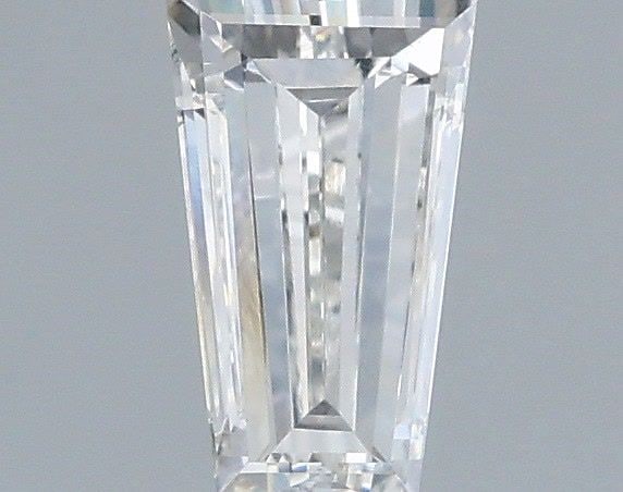 Loose Diamond - TAPERED BAGUETTE 0.65ct F VVS2: Loose Diamond - TAPERED BAGUETTE 0.65ct F VVS2 Source: This is a real non-mined Diamond that has been grown in a lab Shape: TAPERED BAGUETTE Carats: 0.65 Color: F Clarity: VVS2 Certification: IGI Vide