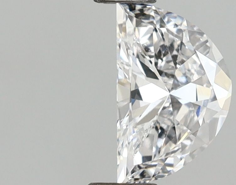 Loose Diamond - HALF MOON 0.54ct E VVS1: Loose Diamond - HALF MOON 0.54ct E VVS1 Source: This is a real non-mined Diamond that has been grown in a lab Shape: HALF MOON Carats: 0.54 Color: E Clarity: VVS1 Certification: IGI Video: