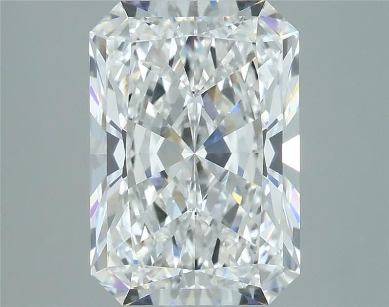 Loose Diamond - RADIANT 2.86ct D VVS2: Loose Diamond - RADIANT 2.86ct D VVS2 Source: This is a real non-mined Diamond that has been grown in a lab Shape: RADIANT Carats: 2.86 Color: D Clarity: VVS2 Certification: GCAL Video: Video Link