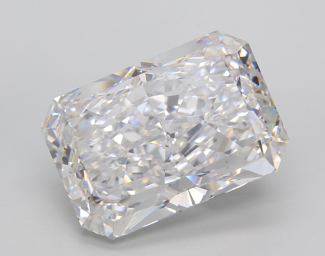 Loose Diamond - RADIANT 15.1ct E VS1 (1 of 1)