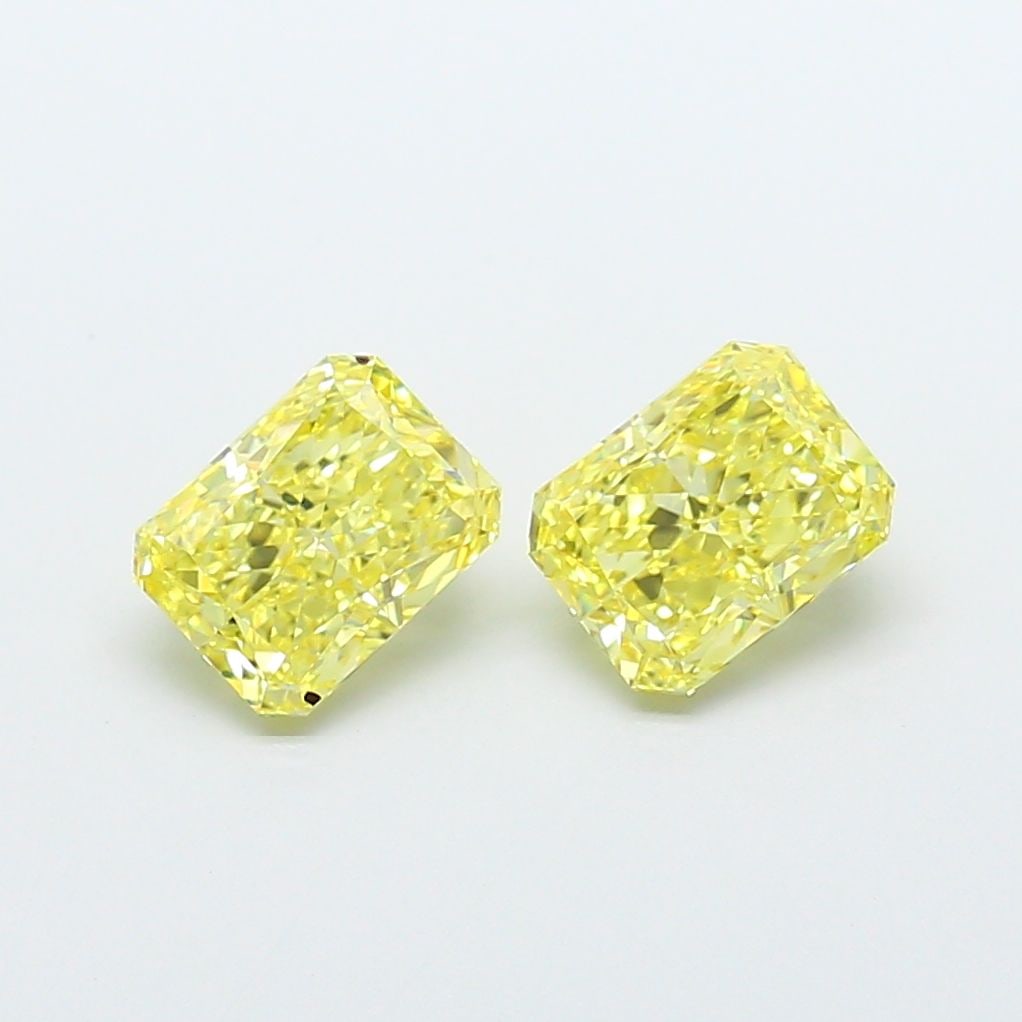 Loose Diamond - RADIANT 1.53ct Fancy Vivid Yellow VVS2: Loose Diamond - RADIANT 1.53ct Fancy Vivid Yellow VVS2 Source: This is a real non-mined Diamond that has been grown in a lab Shape: RADIANT Carats: 1.53 Color: Fancy Vivid Yellow Certification: IGI