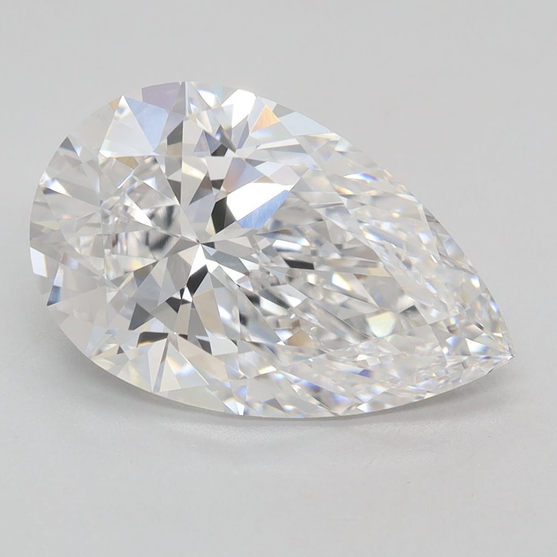 Loose Diamond - PEAR 3.01ct D VVS2: Loose Diamond - PEAR 3.01ct D VVS2 Source: This is a real non-mined Diamond that has been grown in a lab Shape: PEAR Carats: 3.01 Color: D Clarity: VVS2 Certification: GIA Video: