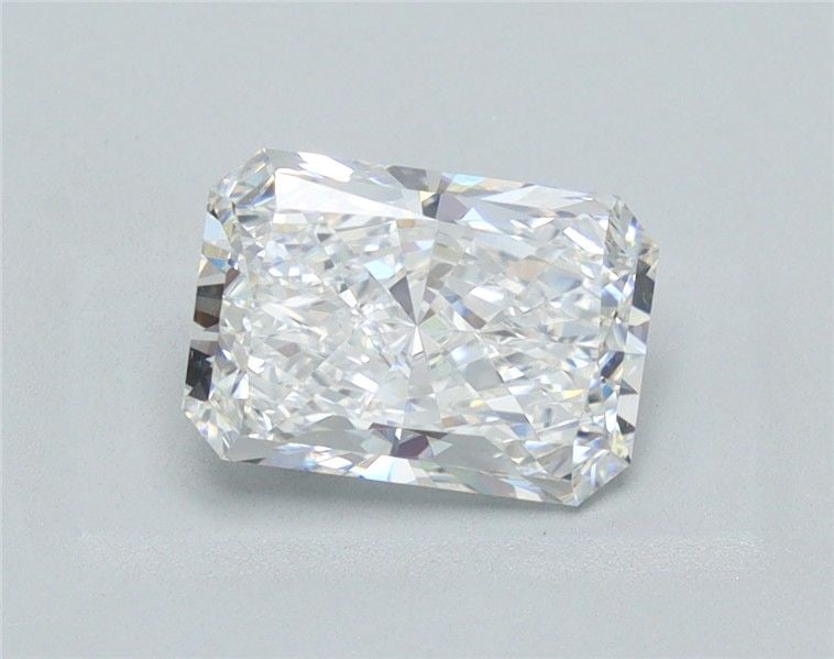 Loose Diamond - RADIANT 3.01ct E VVS2: Loose Diamond - RADIANT 3.01ct E VVS2 Source: This is a real non-mined Diamond that has been grown in a lab Shape: RADIANT Carats: 3.01 Color: E Clarity: VVS2 Certification: IGI Video: Video Link The