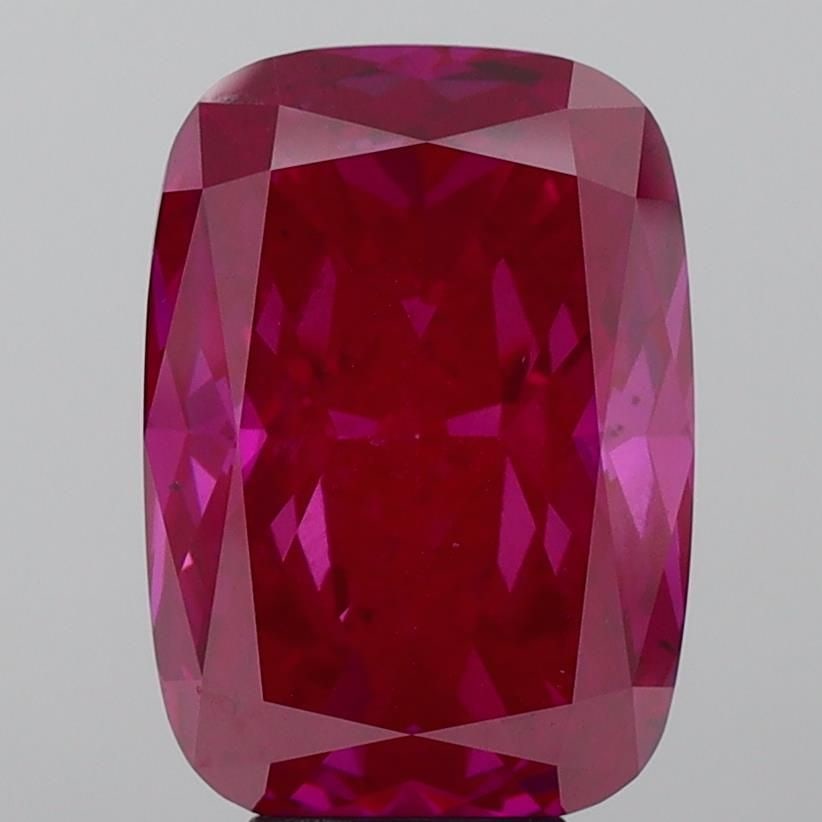 Loose Diamond - CUSHION BRILLIANT 5.53ct Fancy Vivid Pink VS2: Loose Diamond - CUSHION BRILLIANT 5.53ct Fancy Vivid Pink VS2 Source: This is a real non-mined Diamond that has been grown in a lab Shape: CUSHION BRILLIANT Carats: 5.53 Color: Fancy Vivid Pink Certif