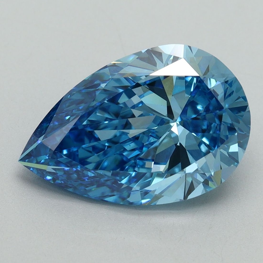Loose Diamond - PEAR 4.02ct Fancy Vivid Blue VS1: Loose Diamond - PEAR 4.02ct Fancy Vivid Blue VS1 Source: This is a real non-mined Diamond that has been grown in a lab Shape: PEAR Carats: 4.02 Color: Fancy Vivid Blue Certification: IGI Video: