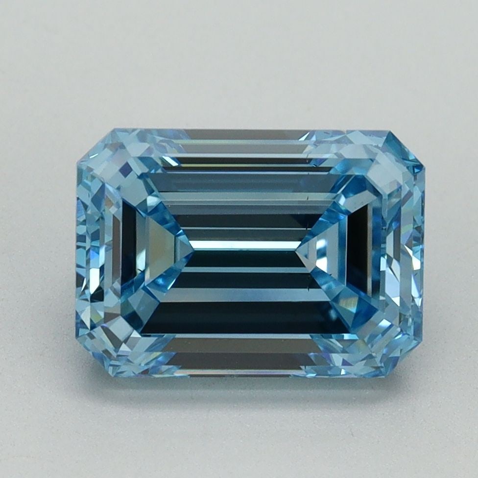 Loose Diamond - EMERALD 3.04ct Fancy Vivid Blue VS2: Loose Diamond - EMERALD 3.04ct Fancy Vivid Blue VS2 Source: This is a real non-mined Diamond that has been grown in a lab Shape: EMERALD Carats: 3.04 Color: Fancy Vivid Blue Certification: IGI Video: