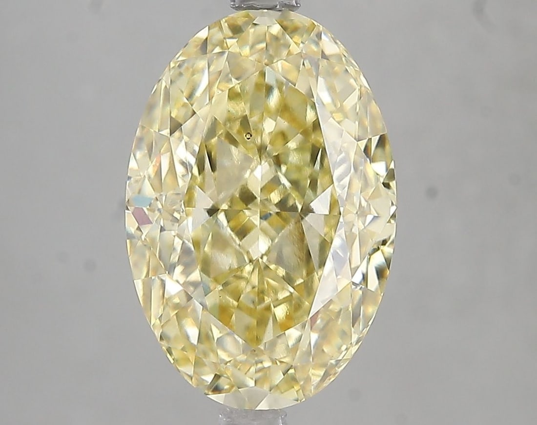 Loose Diamond - OVAL 5.0ct Fancy Intense Yellow VS1: Loose Diamond - OVAL 5.0ct Fancy Intense Yellow VS1 Source: This is a real non-mined Diamond that has been grown in a lab Shape: OVAL Carats: 5.0 Color: Fancy Intense Yellow Certification: IGI Video:
