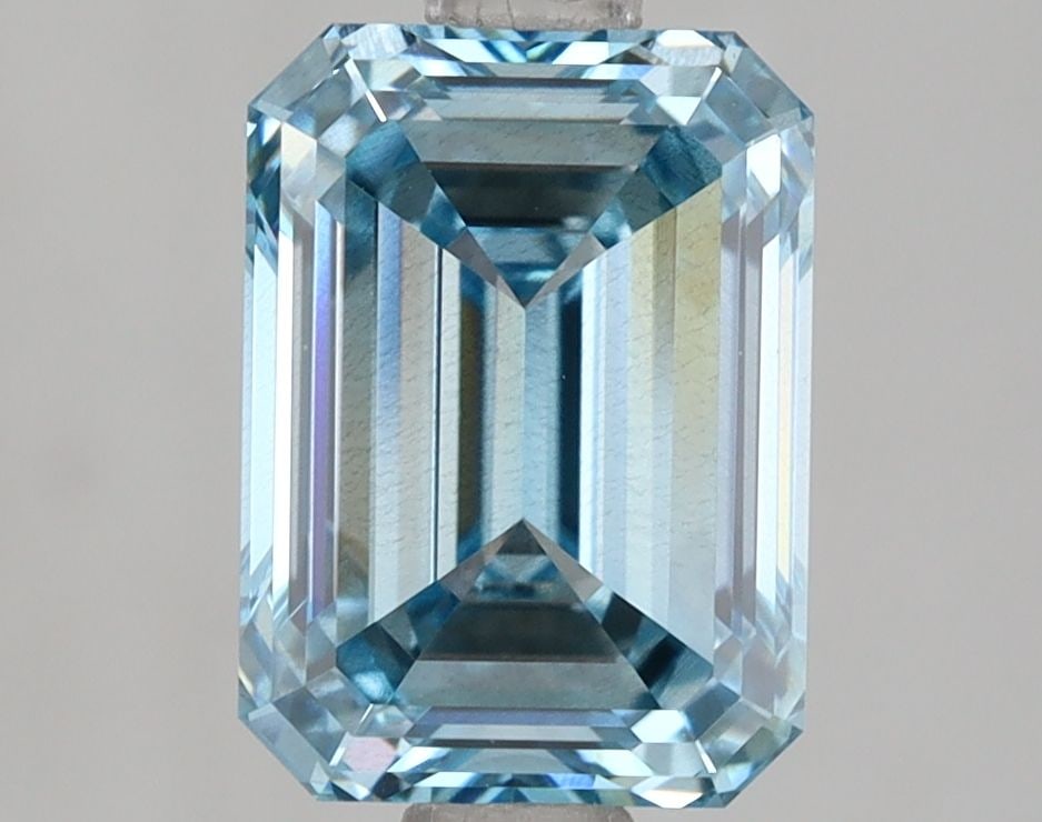 Loose Diamond - EMERALD 2.0ct Fancy Blue SI1: Loose Diamond - EMERALD 2.0ct Fancy Blue SI1 Source: This is a real non-mined Diamond that has been grown in a lab Shape: EMERALD Carats: 2.0 Color: Fancy Blue Certification: IGI Video:
