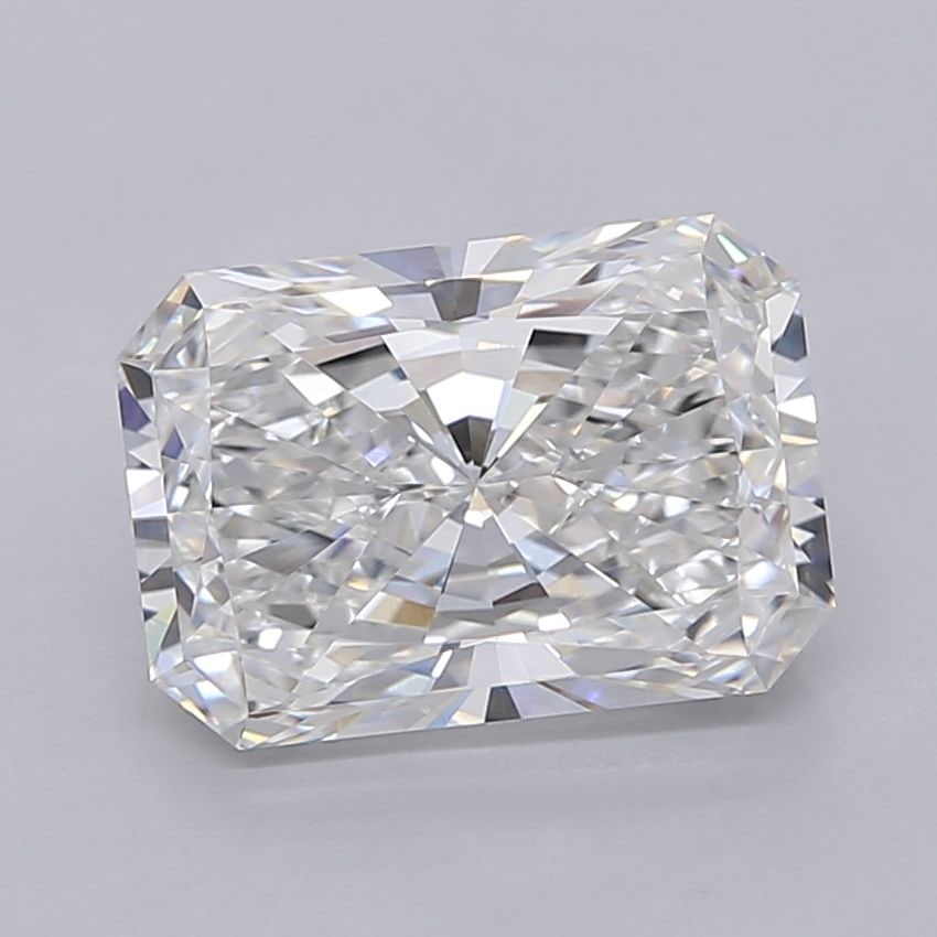 Loose Diamond - RADIANT 3.52ct E VVS2: Loose Diamond - RADIANT 3.52ct E VVS2 Source: This is a real non-mined Diamond that has been grown in a lab Shape: RADIANT Carats: 3.52 Color: E Clarity: VVS2 Certification: IGI Video: