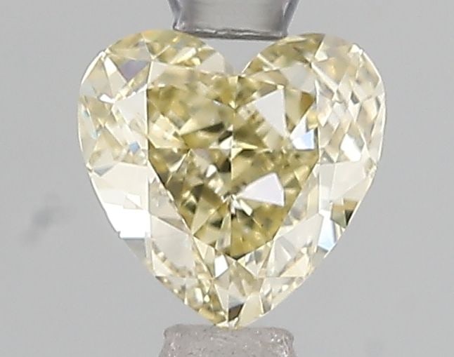Loose Diamond - HEART 1.0ct W-X VVS2: Loose Diamond - HEART 1.0ct W-X VVS2 Source: This is a real non-mined Diamond that has been grown in a lab Shape: HEART Carats: 1.0 Color: W-X Certification: IGI Video: