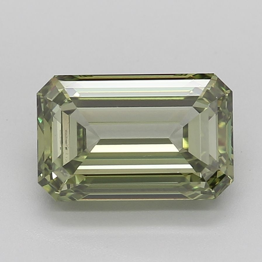 Loose Diamond - EMERALD 4.51ct Fancy Vivid Green VVS2: Loose Diamond - EMERALD 4.51ct Fancy Vivid Green VVS2 Source: This is a real non-mined Diamond that has been grown in a lab Shape: EMERALD Carats: 4.51 Color: Fancy Vivid Green Certification: IGI Vide