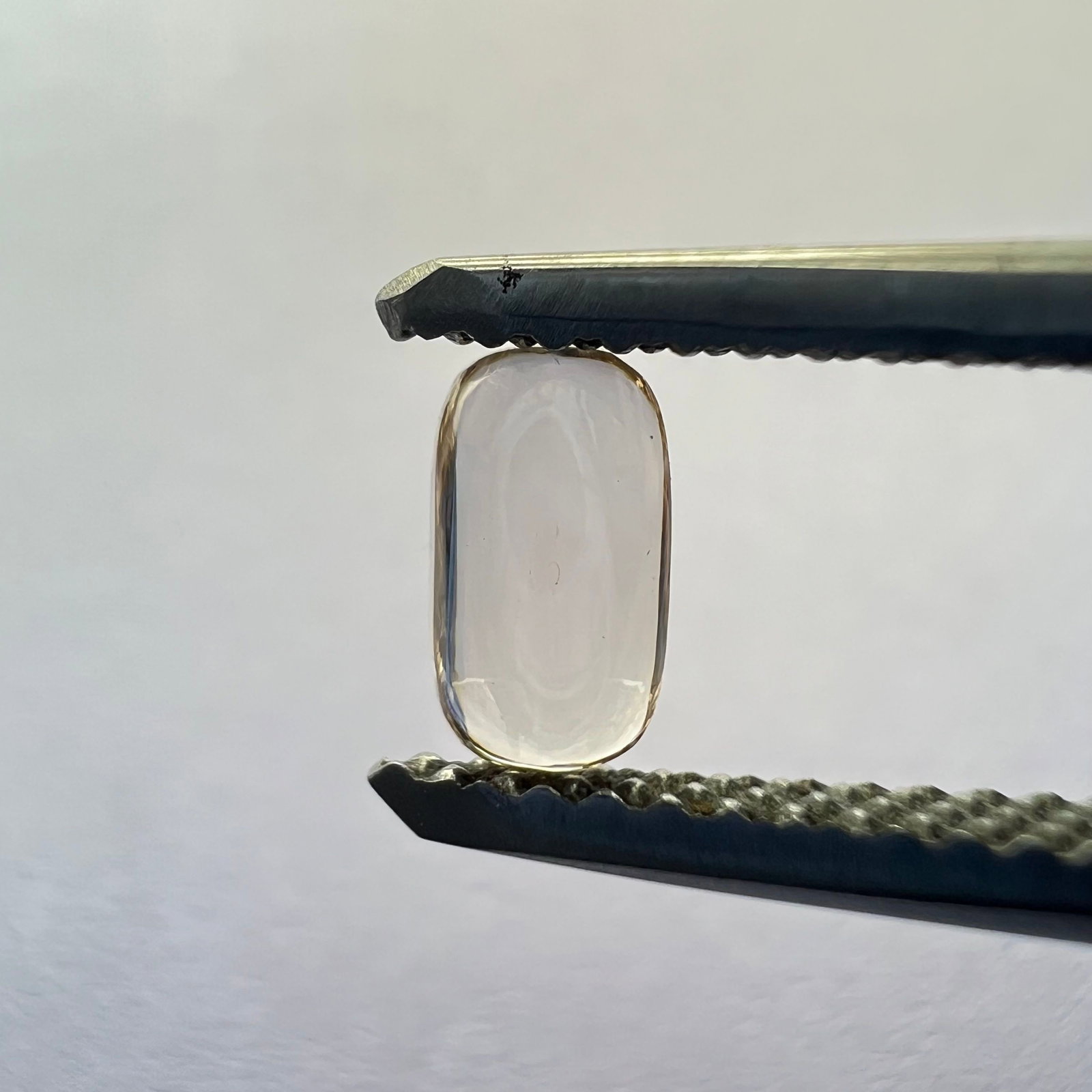Loose Diamond - CUSHION BRILLIANT 0.34ct Champagne VS1: Loose Diamond - CUSHION BRILLIANT 0.34ct Champagne VS1 Source: This is a real non-mined Diamond that has been grown in a lab Shape: CUSHION BRILLIANT Carats: 0.34 Color: Champagne Certification: NONE 