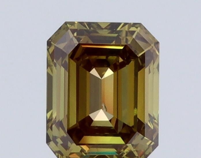 Loose Diamond - EMERALD 0.94ct Green SI1: Loose Diamond - EMERALD 0.94ct Green SI1 Source: This is a real non-mined Diamond that has been grown in a lab Shape: EMERALD Carats: 0.94 Color: Green Certification: NONE Video:
