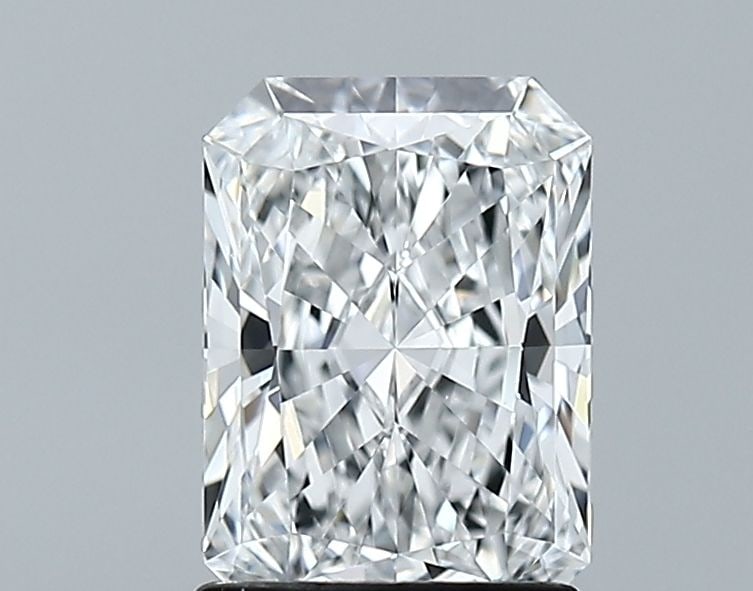Loose Diamond - RADIANT 1.54ct D VVS2: Loose Diamond - RADIANT 1.54ct D VVS2 Source: This is a real non-mined Diamond that has been grown in a lab Shape: RADIANT Carats: 1.54 Color: D Clarity: VVS2 Certification: GIA Video: