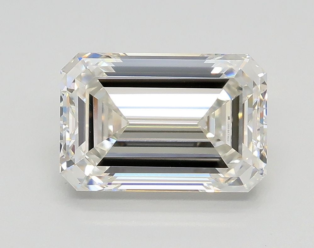 Loose Diamond - EMERALD 2.1ct G VVS2: Loose Diamond - EMERALD 2.1ct G VVS2 Source: This is a real non-mined Diamond that has been grown in a lab Shape: EMERALD Carats: 2.1 Color: G Clarity: VVS2 Certification: IGI Video: Video Link The
