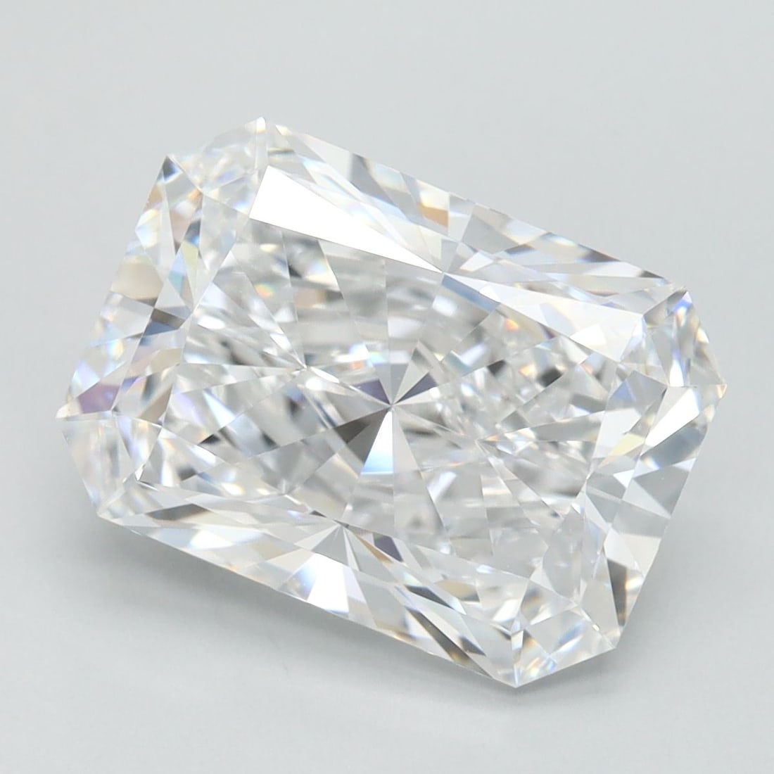 Loose Diamond - RADIANT 4.1ct D FL: Loose Diamond - RADIANT 4.1ct D FL Source: This is a real non-mined Diamond that has been grown in a lab Shape: RADIANT Carats: 4.1 Color: D Clarity: FL Certification: IGI Video: Video Link The