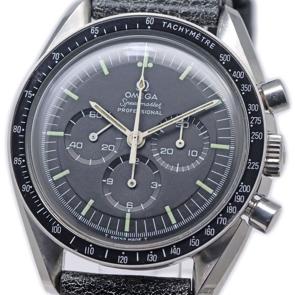 Omega Speedmaster 145.022-69ST Cal.861 Men's Wristwatch: Omega Speedmaster 145.022-69ST Cal.861 Men's Wristwatch This is a pre-owned Omega Speedmaster 5th 145.022-69ST Cal.861 wristwatch designed for men. Made in Switzerland, this classic timepiece is known