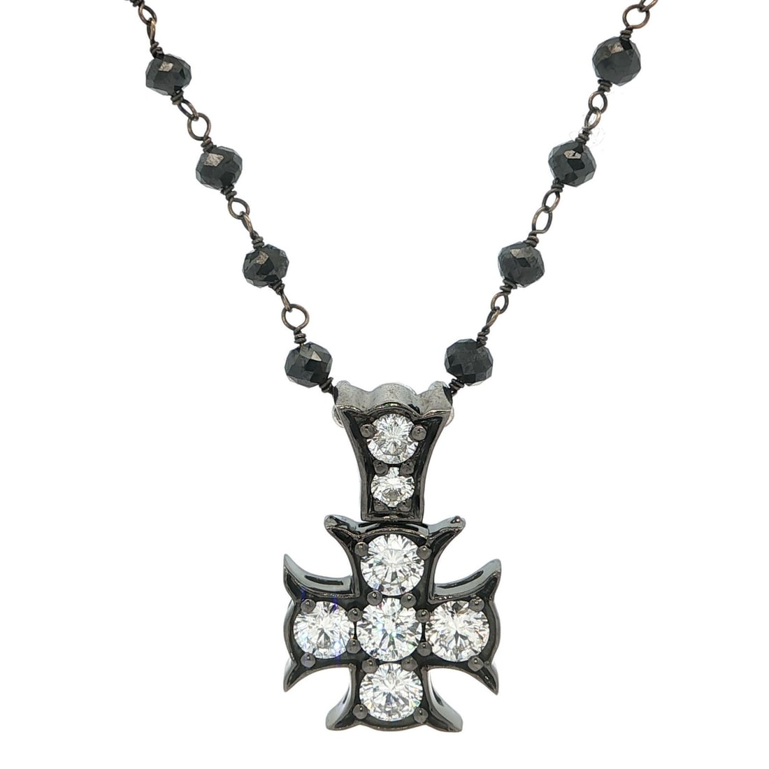 18k White Gold 13.78ctw Black and White Diamond Cross Pendant Necklace: 18k White Gold 13.78ctw Black and White Diamond Cross Pendant Necklace Discover elegance with this exquisite White Gold Black & White Diamond Petite Cross Pendant Bead Necklace. This stunning piece fe