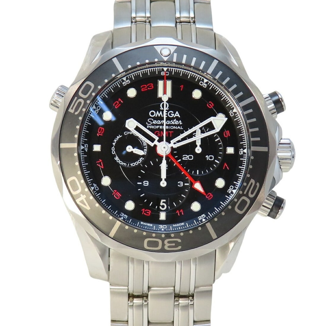 Omega 300M Seamaster Diver Men's Wristwatch 212.30.44.52.01.001: Omega 300M Seamaster Diver Men's Wristwatch 212.30.44.52.01.001 This is a pre-owned OMEGA Seamaster Diver 300M wristwatch, model 212.30.44.52.01.001, designed for men. Crafted in Switzerland, this wat