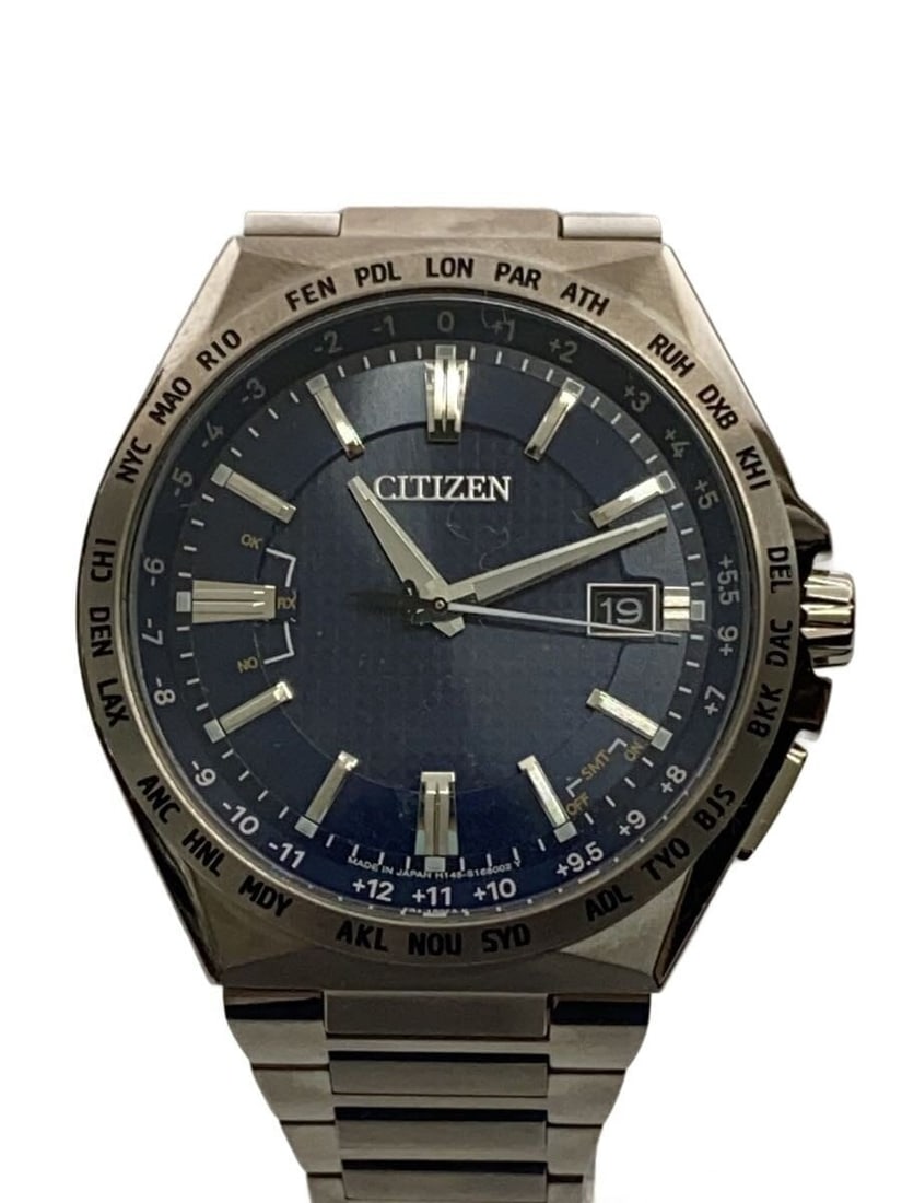 Citizen Attesa Solar Navy Men's Wristwatch H145-S122601: Citizen Attesa Solar Navy Men's Wristwatch H145-S122601 This is a pre-owned CITIZEN ATTESA ACT Line Solar H145-S122601 men's wristwatch. The watch features a navy-colored case and dial, and is powered