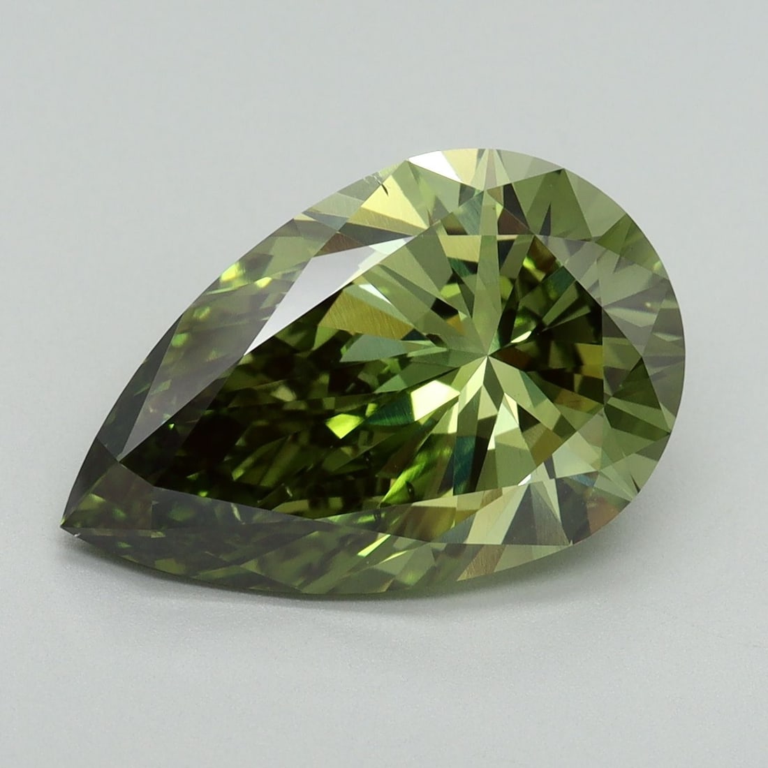 Loose Diamond - PEAR 5.13ct Fancy Vivid Green VS2: Loose Diamond - PEAR 5.13ct Fancy Vivid Green VS2 Source: This is a real non-mined Diamond that has been grown in a lab Shape: PEAR Carats: 5.13 Color: Fancy Vivid Green Certification: IGI Video:
