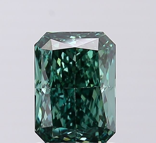 Loose Diamond - RADIANT 1.77ct Fancy Vivid Green VS1: Loose Diamond - RADIANT 1.77ct Fancy Vivid Green VS1 Source: This is a real non-mined Diamond that has been grown in a lab Shape: RADIANT Carats: 1.77 Color: Fancy Vivid Green Certification: IGI Video