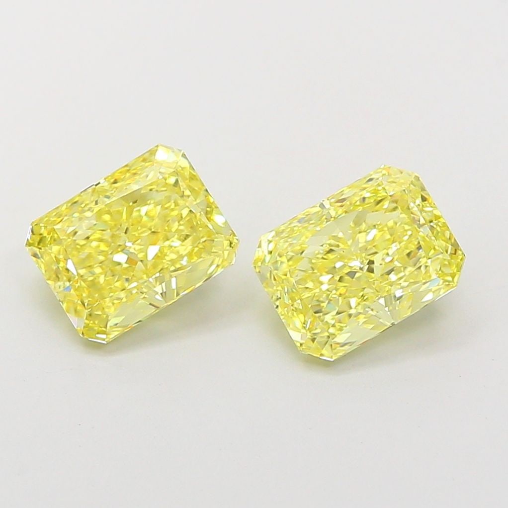 Loose Diamond - RADIANT 1.53ct Fancy Vivid Yellow VVS2: Loose Diamond - RADIANT 1.53ct Fancy Vivid Yellow VVS2 Source: This is a real non-mined Diamond that has been grown in a lab Shape: RADIANT Carats: 1.53 Color: Fancy Vivid Yellow Certification: IGI Vi
