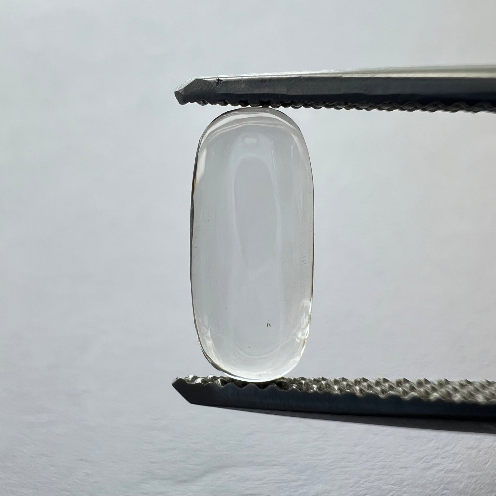 Loose Diamond - CUSHION BRILLIANT 1.36ct Champagne VS1: Loose Diamond - CUSHION BRILLIANT 1.36ct Champagne VS1 Source: This is a real non-mined Diamond that has been grown in a lab Shape: CUSHION BRILLIANT Carats: 1.36 Color: Champagne Certification: NONE 