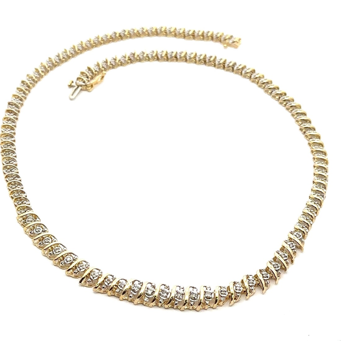 10K Yellow & White Gold 1.50ctw Champagne Diamond S Link Necklace: 10K Yellow & White Gold 1.50ctw Champagne Diamond S Link Necklace Elevate your jewelry collection with this stunning 10k Yellow & White Gold S Link Necklace featuring a total of 1.50 carats of natural