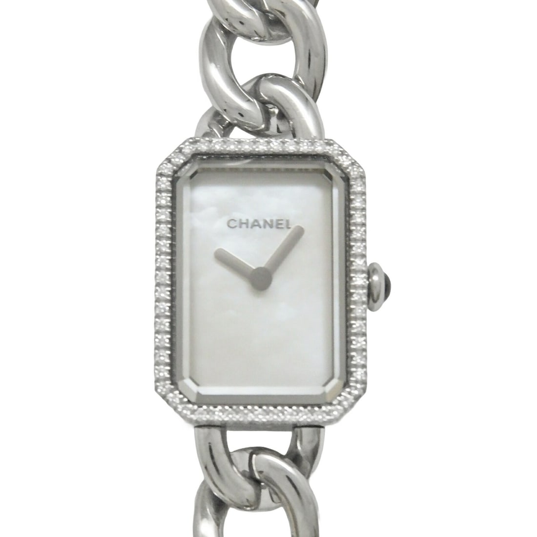 Chanel H3253 Premiere 16mm Women's Wristwatch Diamond: Chanel H3253 Premiere 16mm Women's Wristwatch Diamond This Chanel Premiere Diamond H3253 ladies' wristwatch features a 16mm case and is crafted in Switzerland. Designed specifically for women, this pr