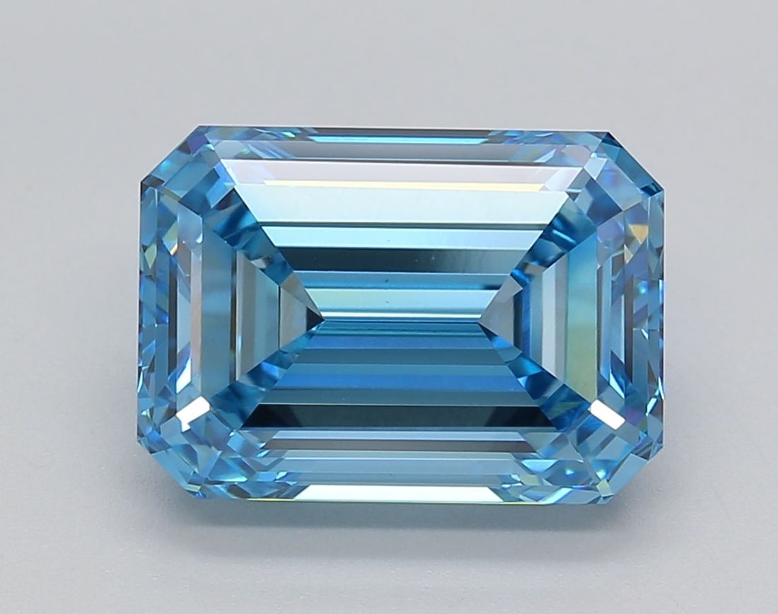 Loose Diamond - EMERALD 5.23ct Fancy Vivid Blue VS1: Loose Diamond - EMERALD 5.23ct Fancy Vivid Blue VS1 Source: This is a real non-mined Diamond that has been grown in a lab Shape: EMERALD Carats: 5.23 Color: Fancy Vivid Blue Certification: IGI Video: