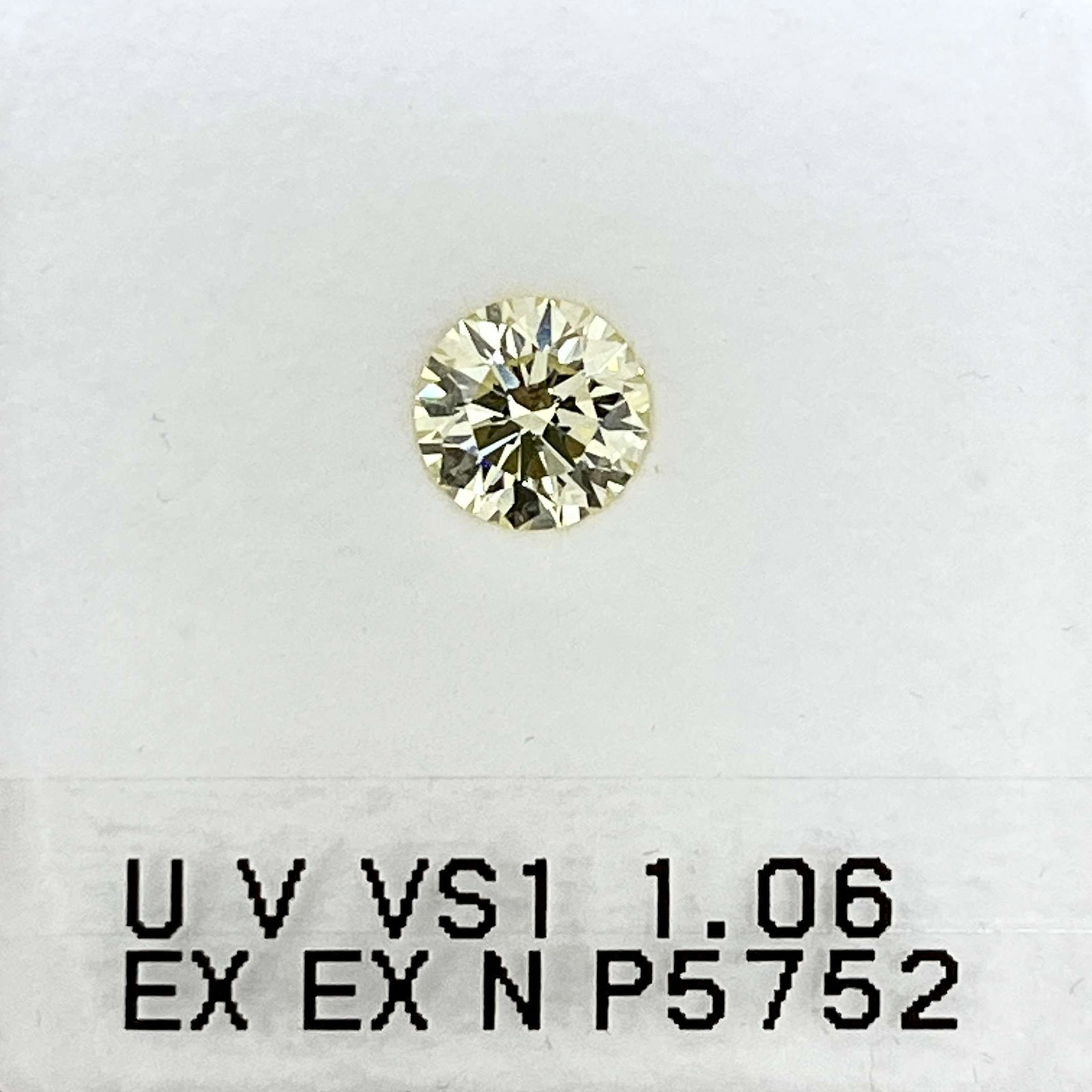 Loose Diamond - ROUND 1.06ct U-V VS1: Loose Diamond - ROUND 1.06ct U-V VS1 Source: Natural Shape: ROUND Carats: 1.06 Color: U-V Certification: GIA Video: