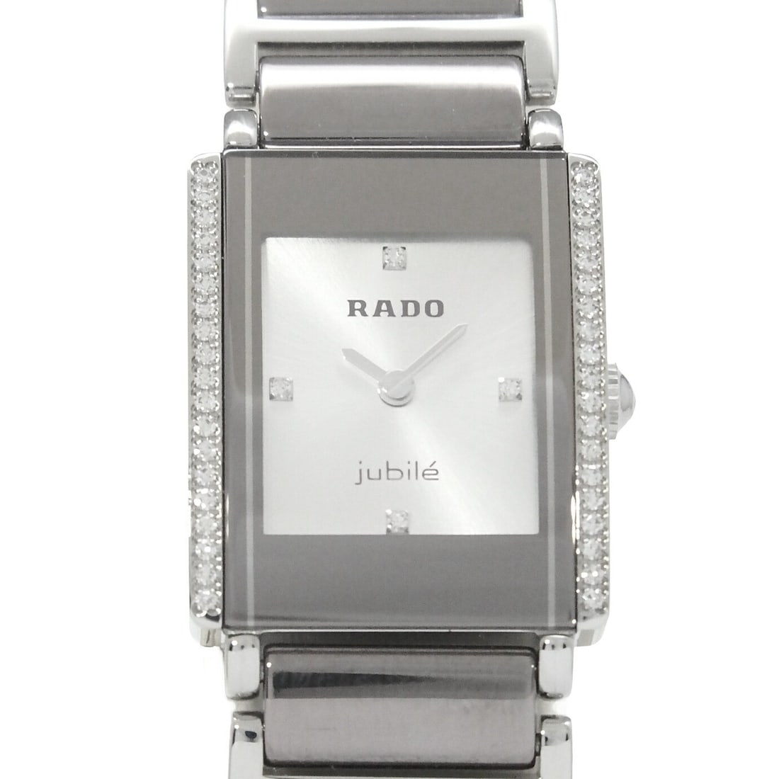 Rado Diastar Jubilee Ladies Diamond Bezel Wristwatch: Rado Diastar Jubilee Ladies Diamond Bezel Wristwatch This Rado Diastar Jubilee 153.0430.3 is a sophisticated ladies' wristwatch featuring a diamond bezel. Designed for women, it showcases Swiss crafts