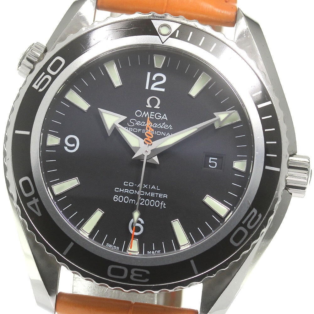 OMEGA Seamaster Planet Ocean 007 Automatic Men's Wristwatch: OMEGA Seamaster Planet Ocean 007 Automatic Men's Wristwatch This OMEGA Seamaster 600 Planet Ocean 007 Casino Royale men's wristwatch features a black bezel and dial, housed in a round stainless steel 