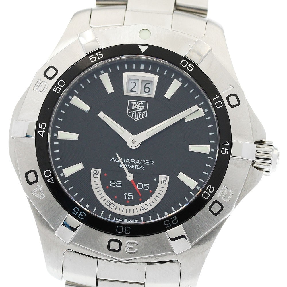 TAG HEUER Aquaracer Grand Date Quartz Men's Wristwatch: TAG HEUER Aquaracer Grand Date Quartz Men's Wristwatch This TAG HEUER Aquaracer Grand Date Quartz wristwatch is a stylish timepiece designed for men. Made in Switzerland, it features a reliable quartz