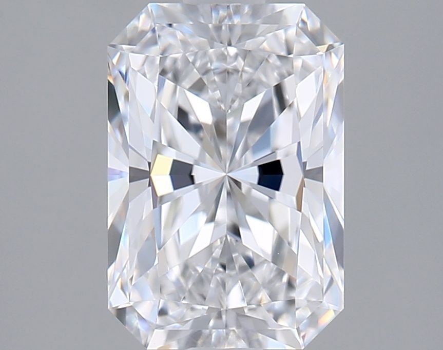 Loose Diamond - RADIANT 1.53ct D VVS1: Loose Diamond - RADIANT 1.53ct D VVS1 Source: This is a real non-mined Diamond that has been grown in a lab Shape: RADIANT Carats: 1.53 Color: D Clarity: VVS1 Certification: IGI Video: